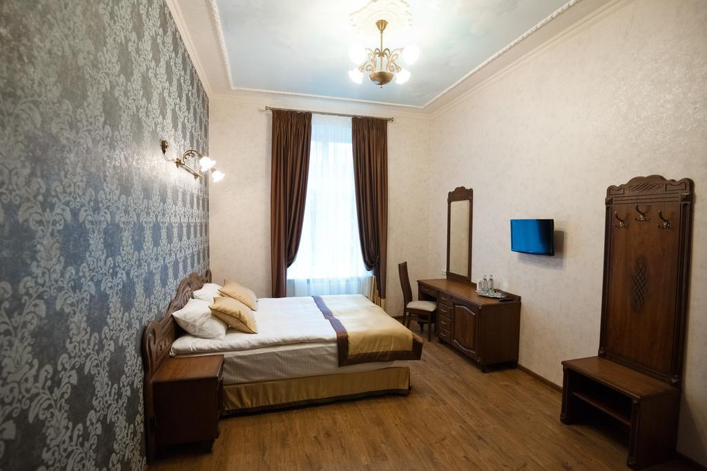 Mini-Hotel Guest House Inn Лвив Стая снимка