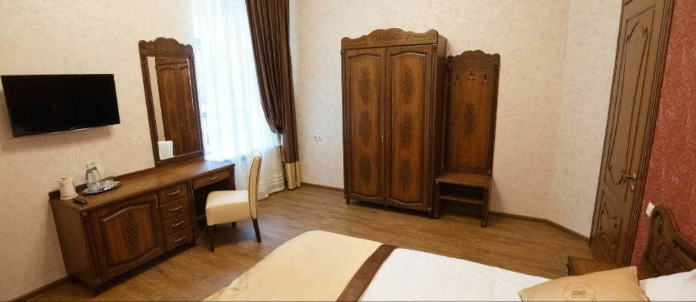Mini-Hotel Guest House Inn Лвив Екстериор снимка