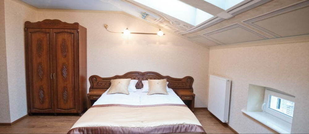 Mini-Hotel Guest House Inn Лвив Екстериор снимка